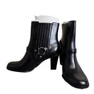 NWOT Naturalizer Leather Ankle Boots Black 7 Harness Block Heel Biker Western